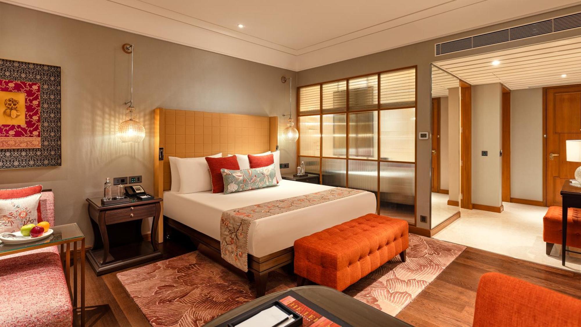 ホテル The Leela Hyderabad Banjara Hills エクステリア 写真