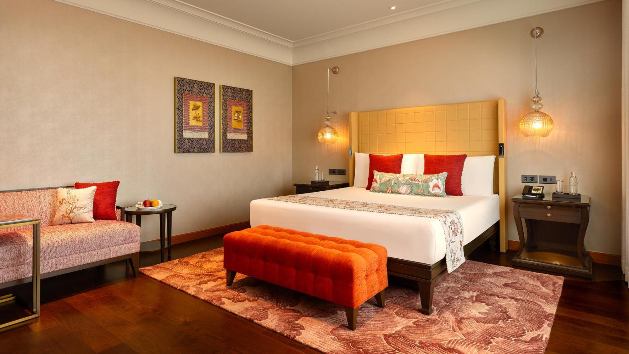 ホテル The Leela Hyderabad Banjara Hills エクステリア 写真